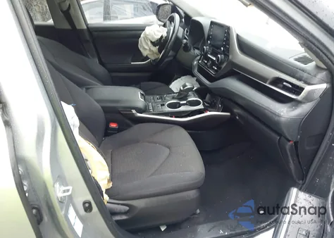 2022 Toyota Highlander Le z USA, uszkodzony, nr VIN 5TDBZRBH1NS578697